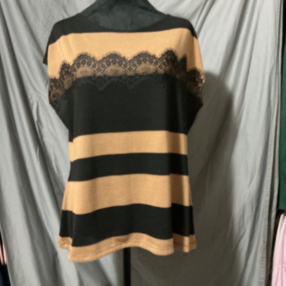 Women’s blouse